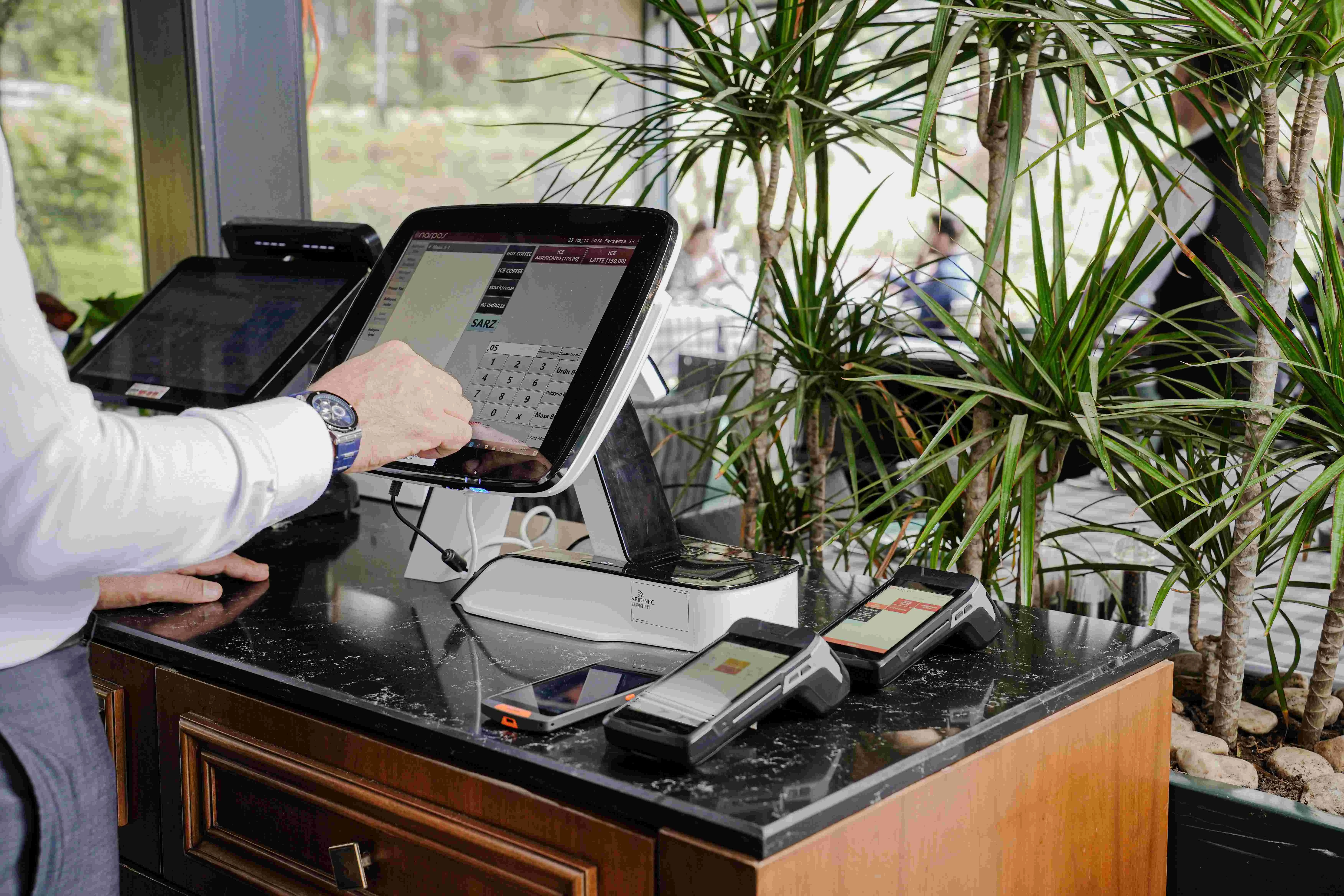 Adisyon Sistemi ile Restoran Yönetiminde Yeni Nesil Dijital Dönüşüm